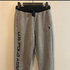 U.S Polo ASSN grey Sweat Pants Size Large age 10-12 (boys)